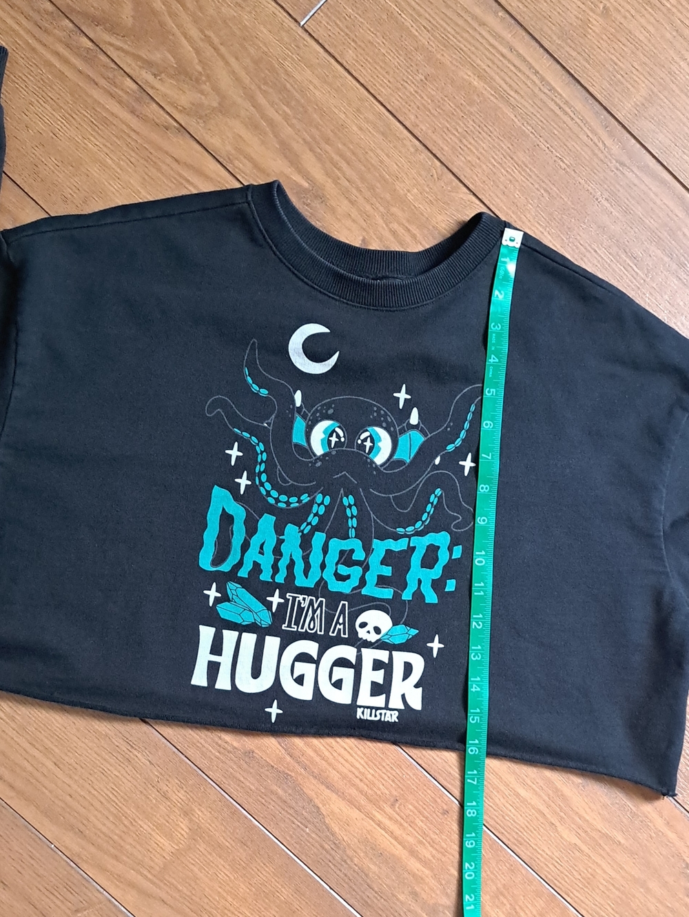 Killstar Danger I'm A Hugger Cthulhu Crop Sweatshirt XS Black Goth EUC - Picture 9 of 10